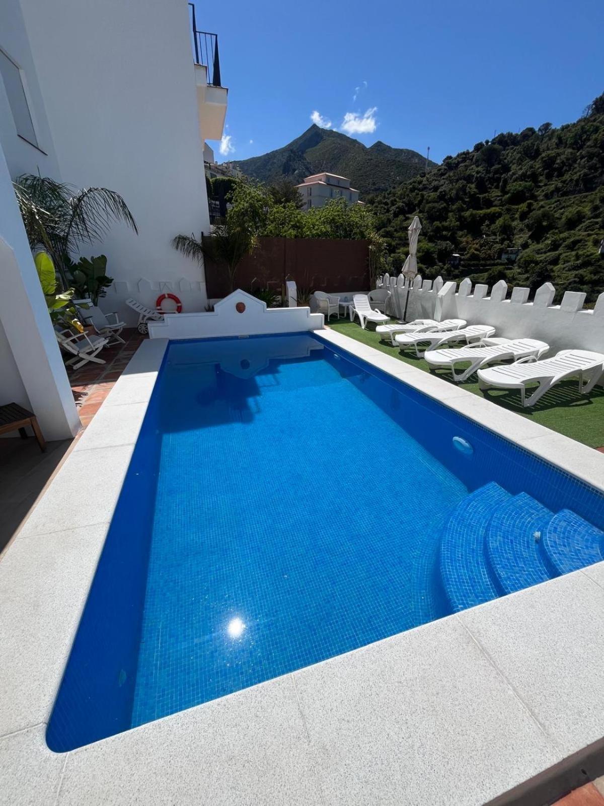 Casa Del Leon Villa Istan Exterior photo